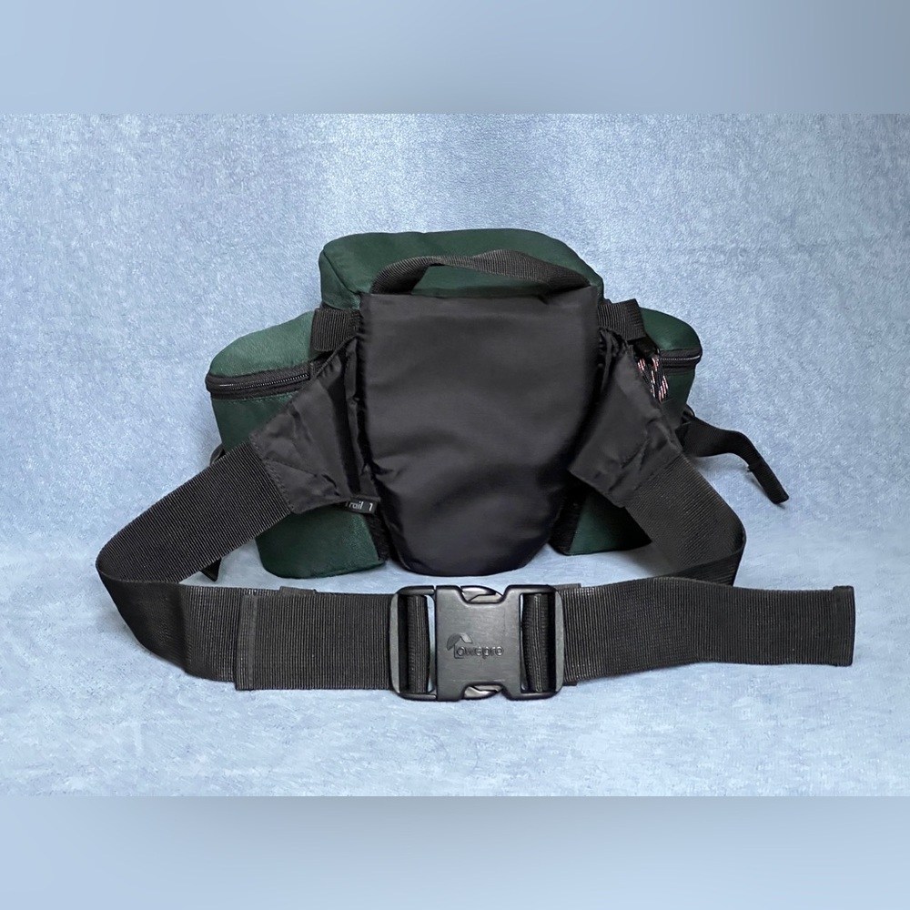 Lowepro Off Trail 1 camera bag - Picture 2 of 8